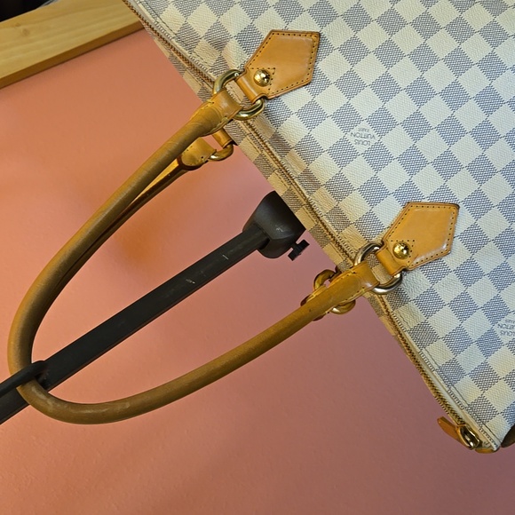 Louis Vuitton Damier Azure Saleya MM Tote - Picture 3 of 12